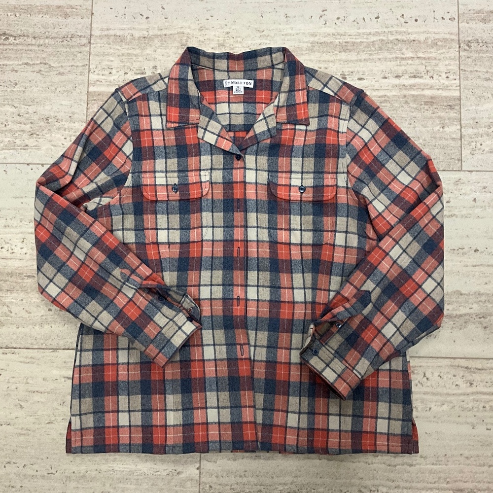 Pendleton women’s XL 100% wool pink and blue plaid Shirt